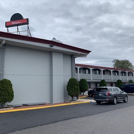 Red Roof Inn Copiague Ngoại thất bức ảnh