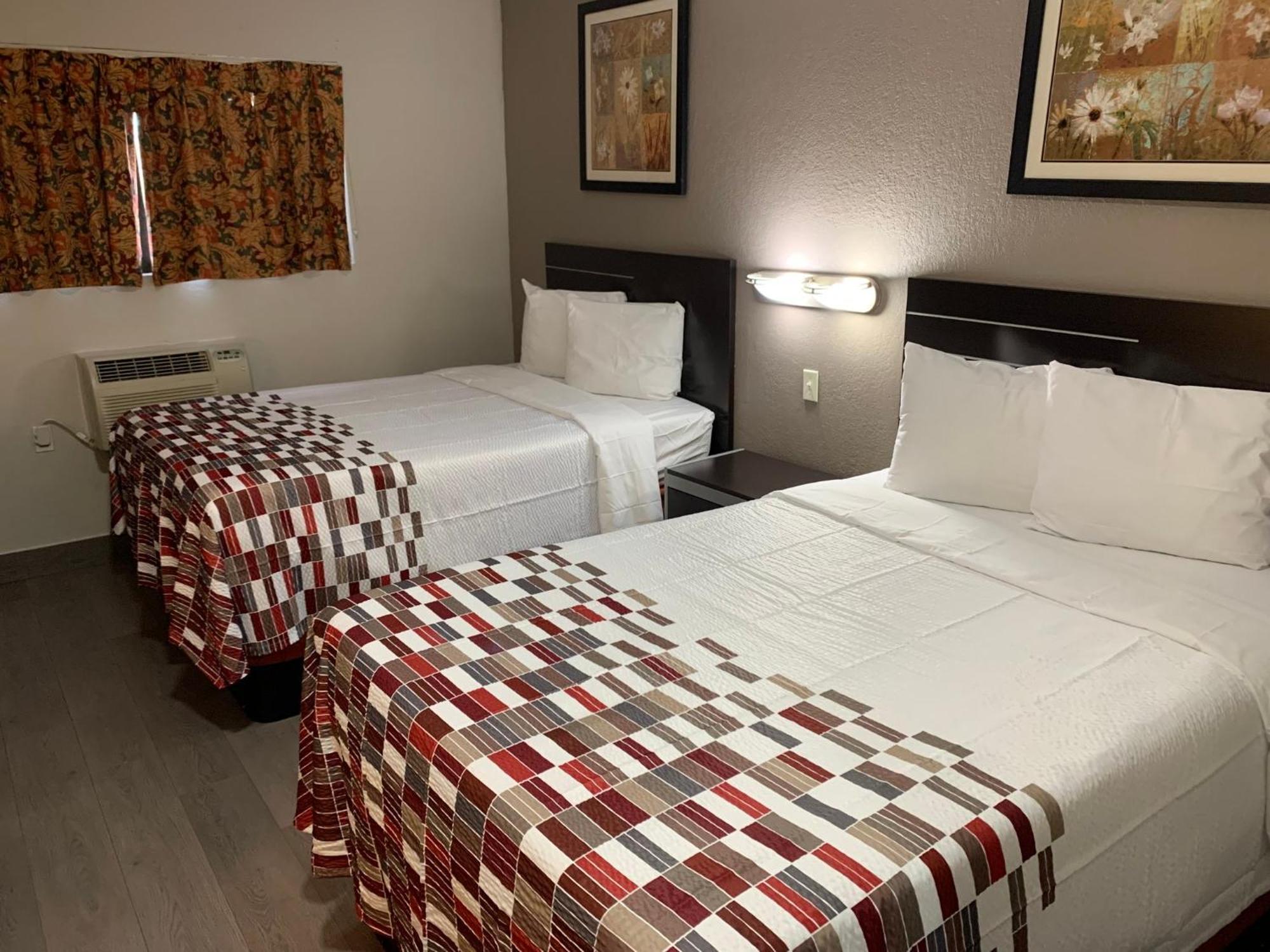 Red Roof Inn Copiague Ngoại thất bức ảnh